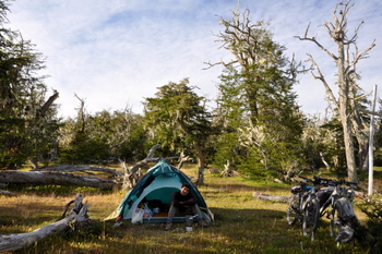 Camping en el lago Yehuin