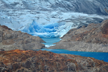 Frontal del Upsala en la Laguna Azul